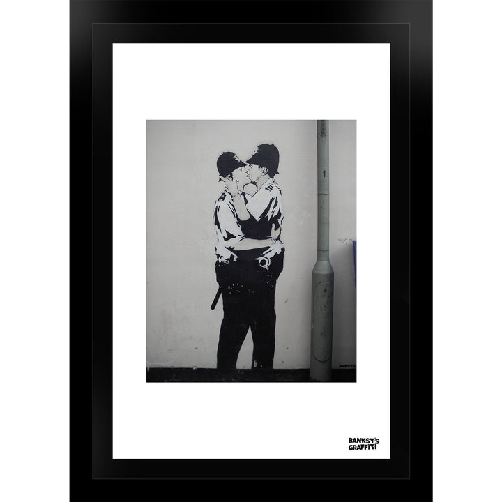 Kissing Coppers, a framed print of Banksy's Graffiti-Homekor