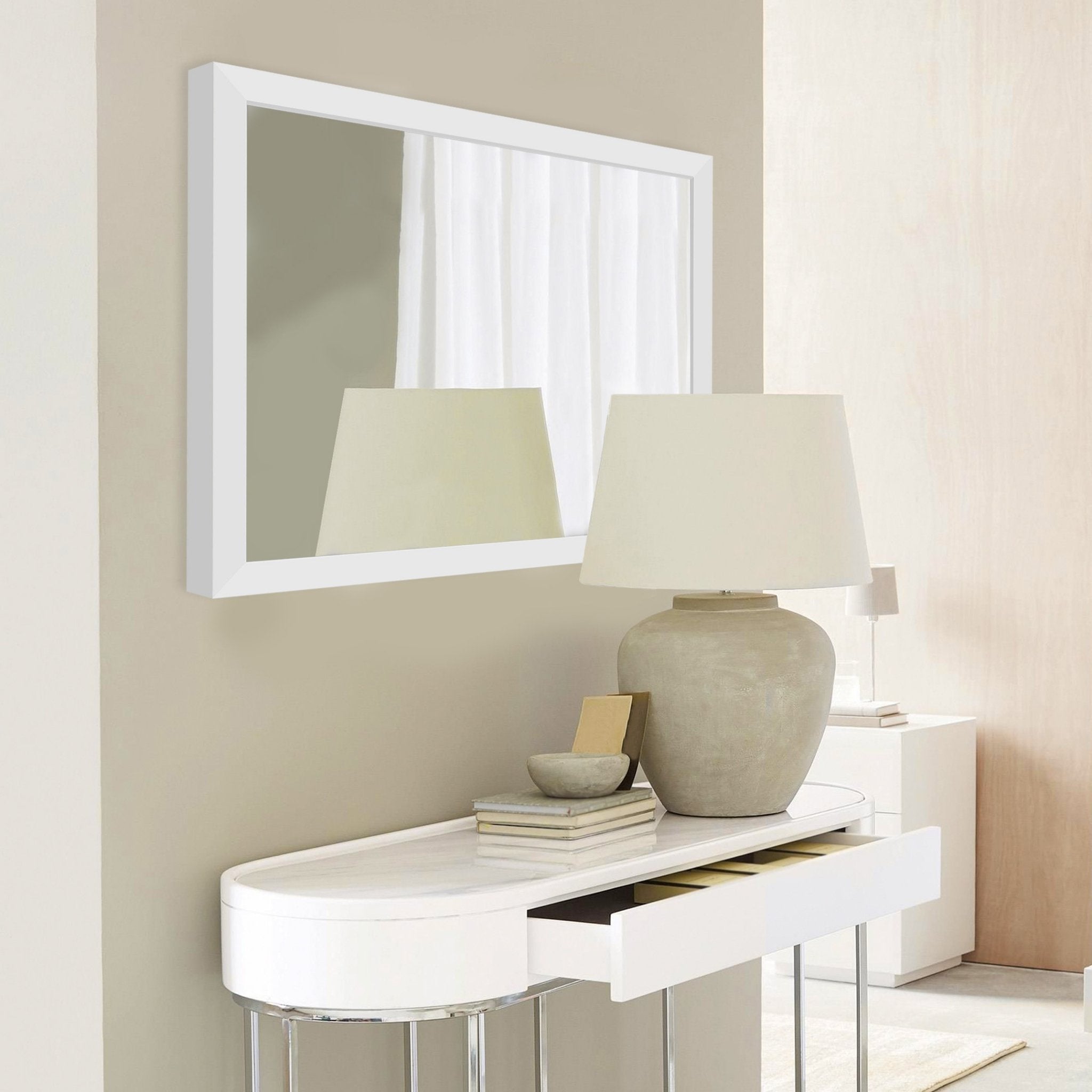 MIRROR MIRROR ホワイト コルセット PFC Bedroom Camila Vanity Mirror P269135 - Pulaski Furniture